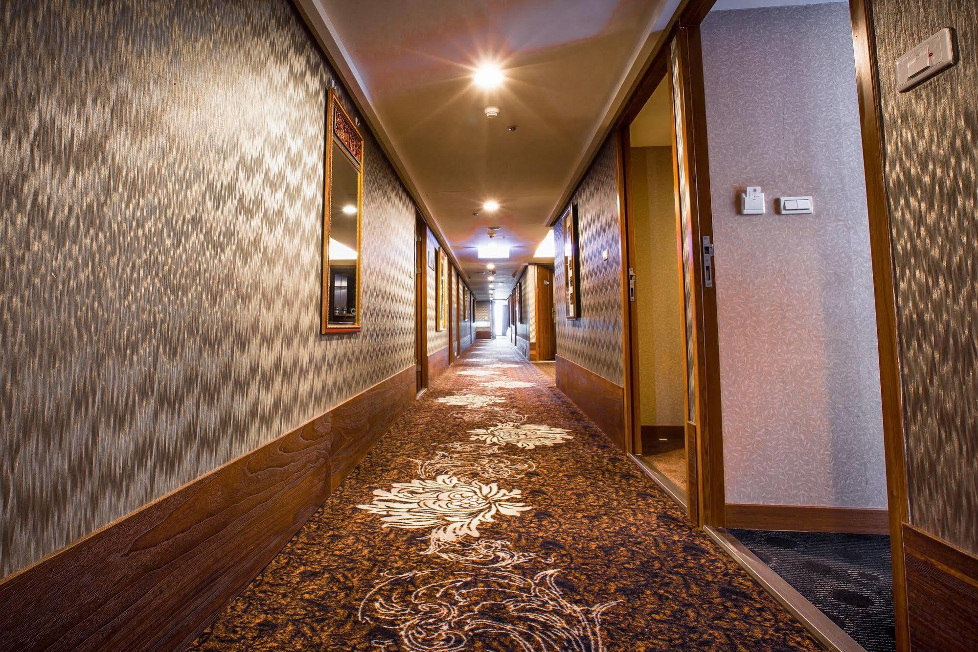 Cai She Hotel Тайбэй Экстерьер фото