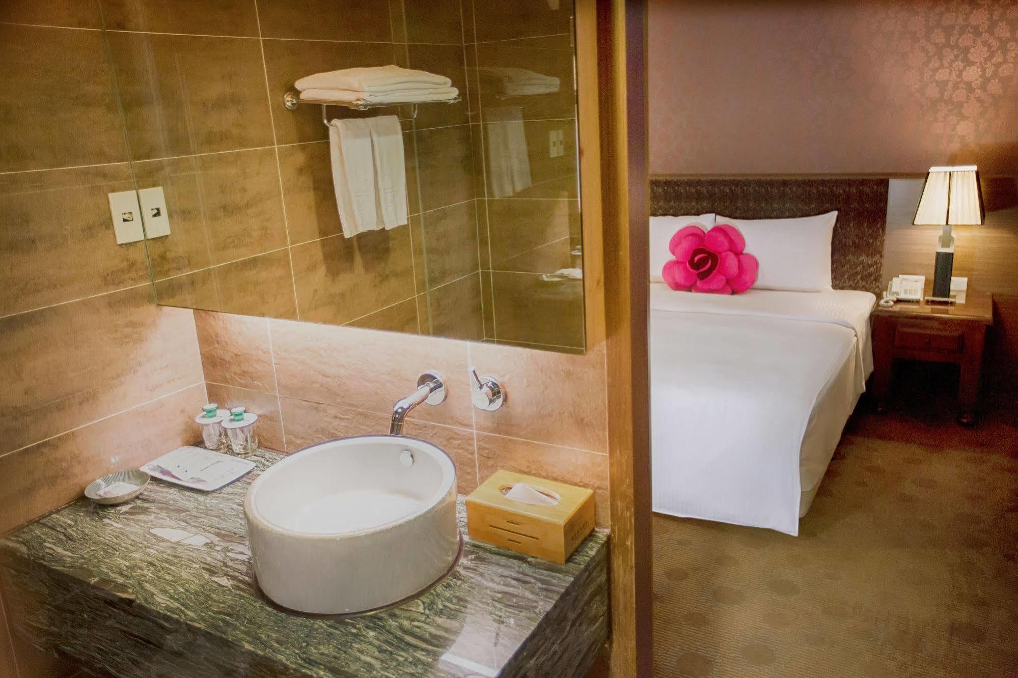 Cai She Hotel Тайбэй Экстерьер фото